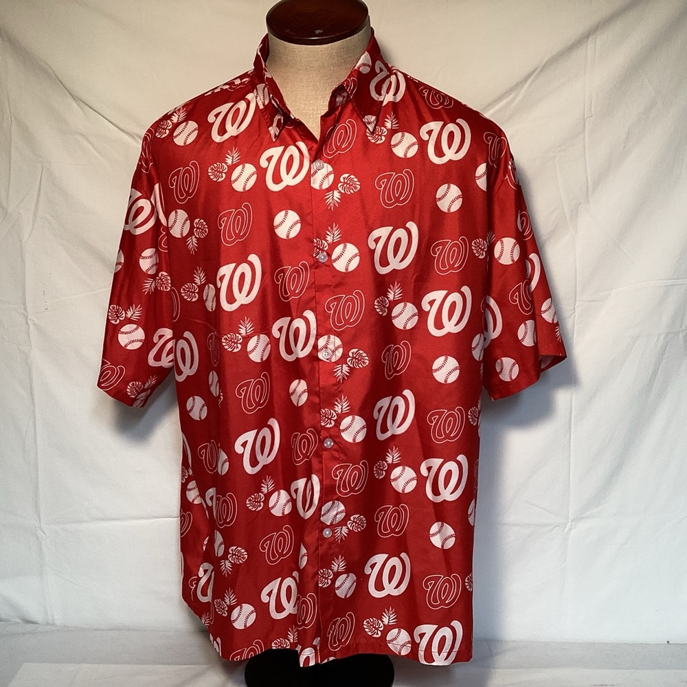 MLB Washington Nationals Baseball Red And White Hawaiian Shirt Men’s Size XL